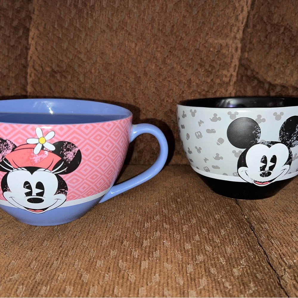 Disney store Mickey and Minnie Cups